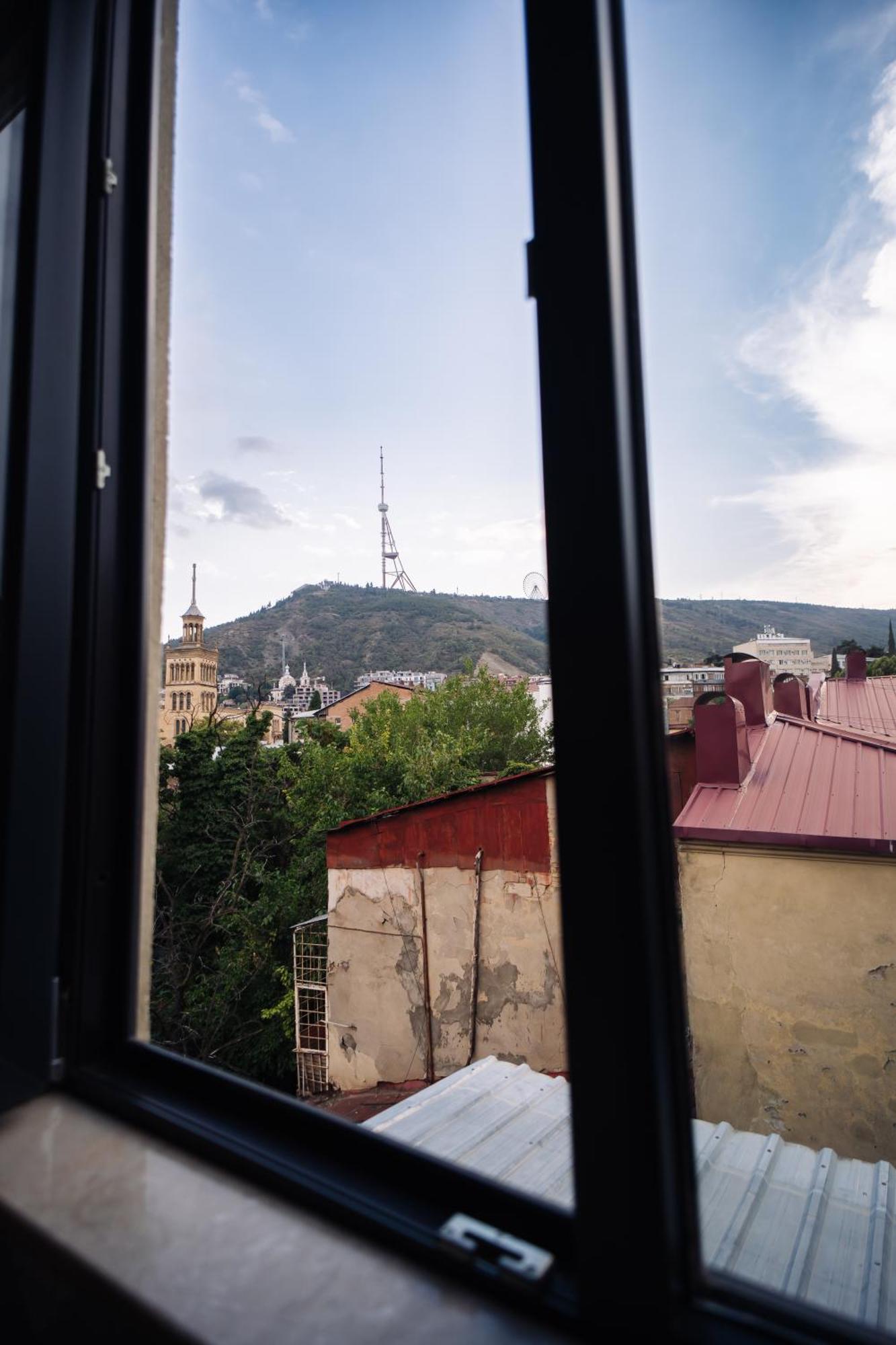 Hotel Day Inn Tbilisi Exterior photo