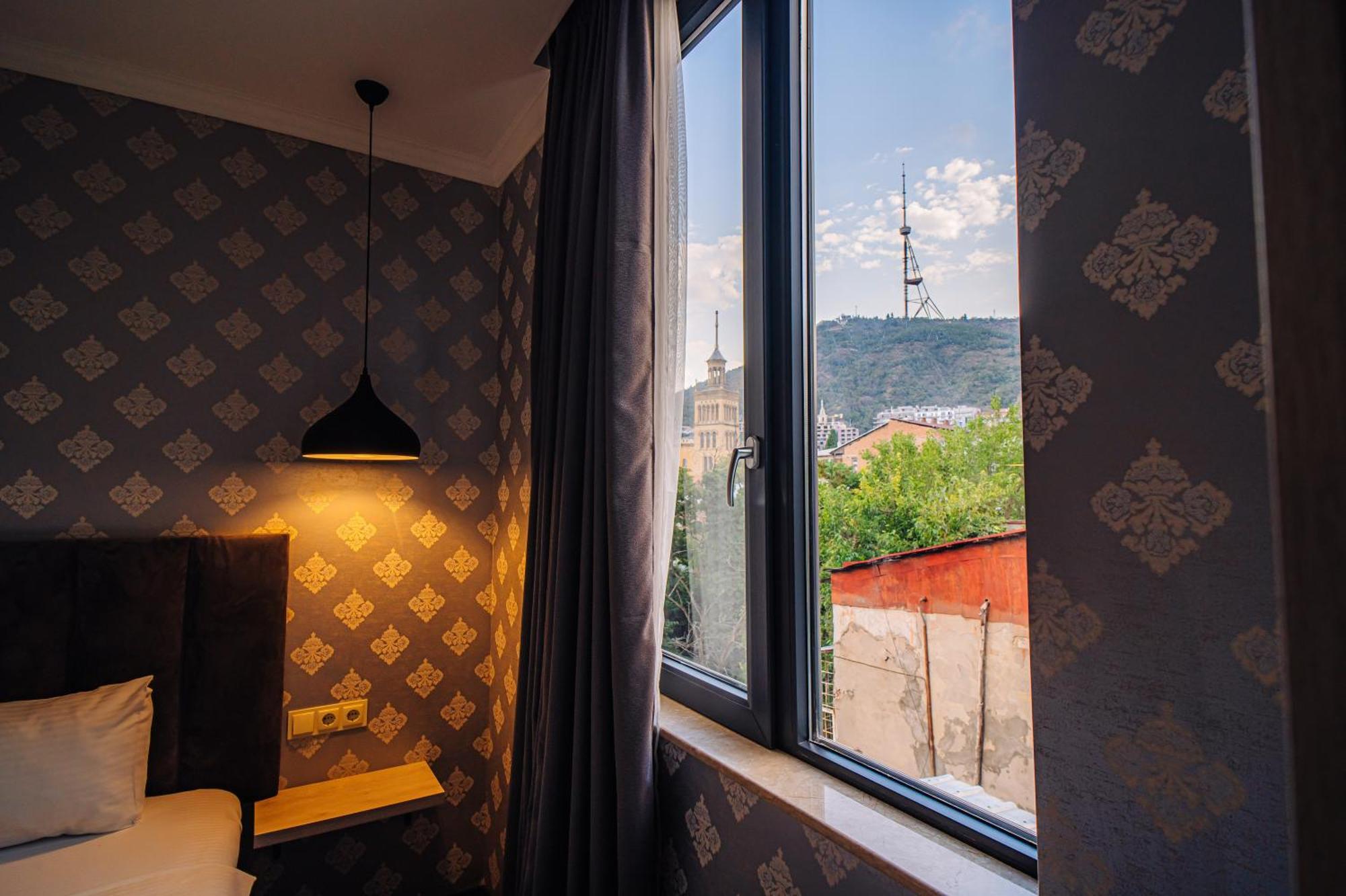 Hotel Day Inn Tbilisi Exterior photo